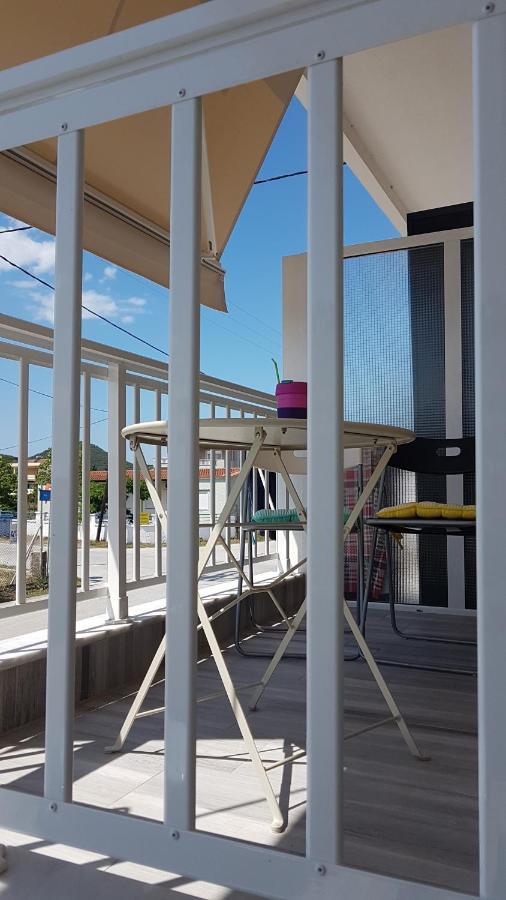 Eva Beach Studio Néa Péramos Exteriör bild
