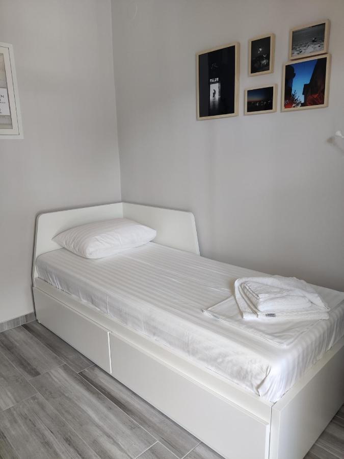 Eva Beach Studio Néa Péramos Exteriör bild
