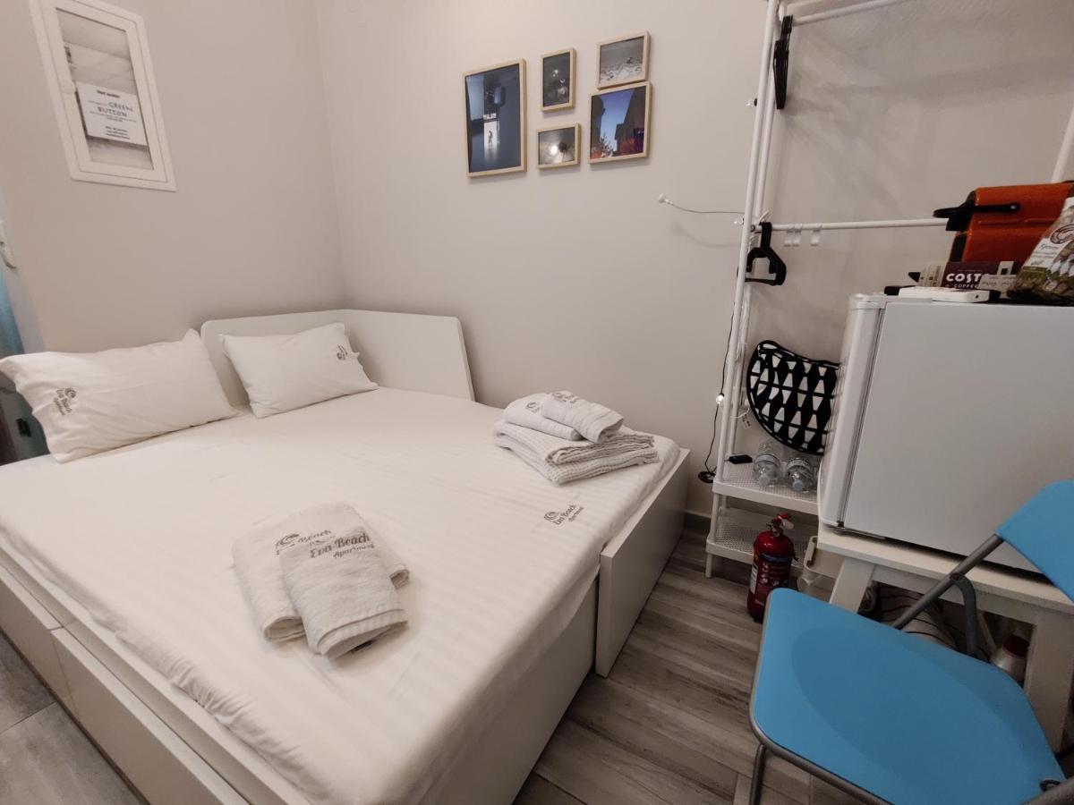 Eva Beach Studio Néa Péramos Exteriör bild